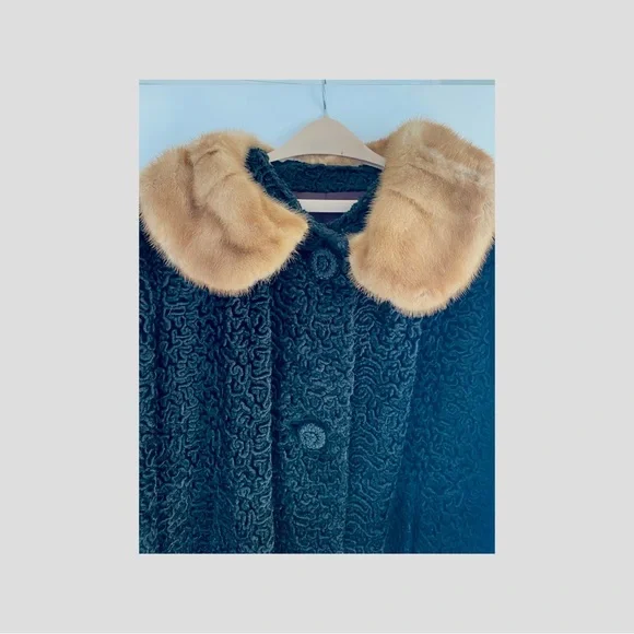 Vintage Astrakin Styled by Lepshire Paris Woman’s Persian Lamb w/Mink Co… - Picture 2 of 6